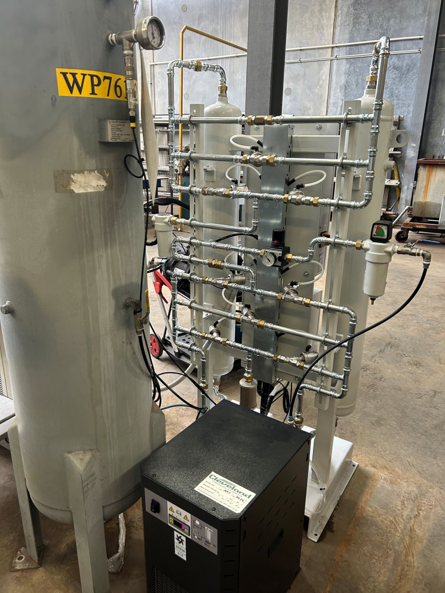 Omega AIR O-GEN 1 High-Purity Oxygen Generator 3 ccas omega oxygen installation pipes 2